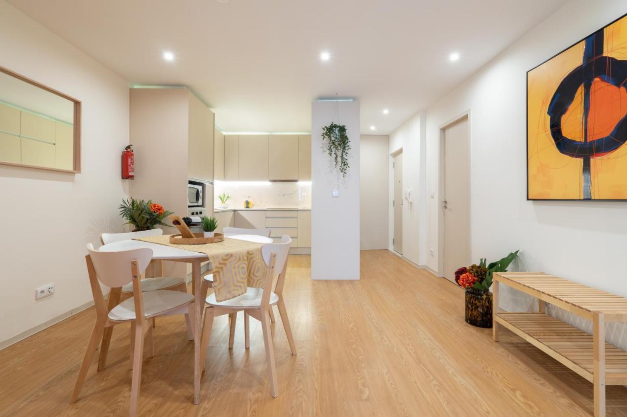 Host Wise - Colorful Bright Flat With Balcony Leilighet Porto Eksteriør bilde
