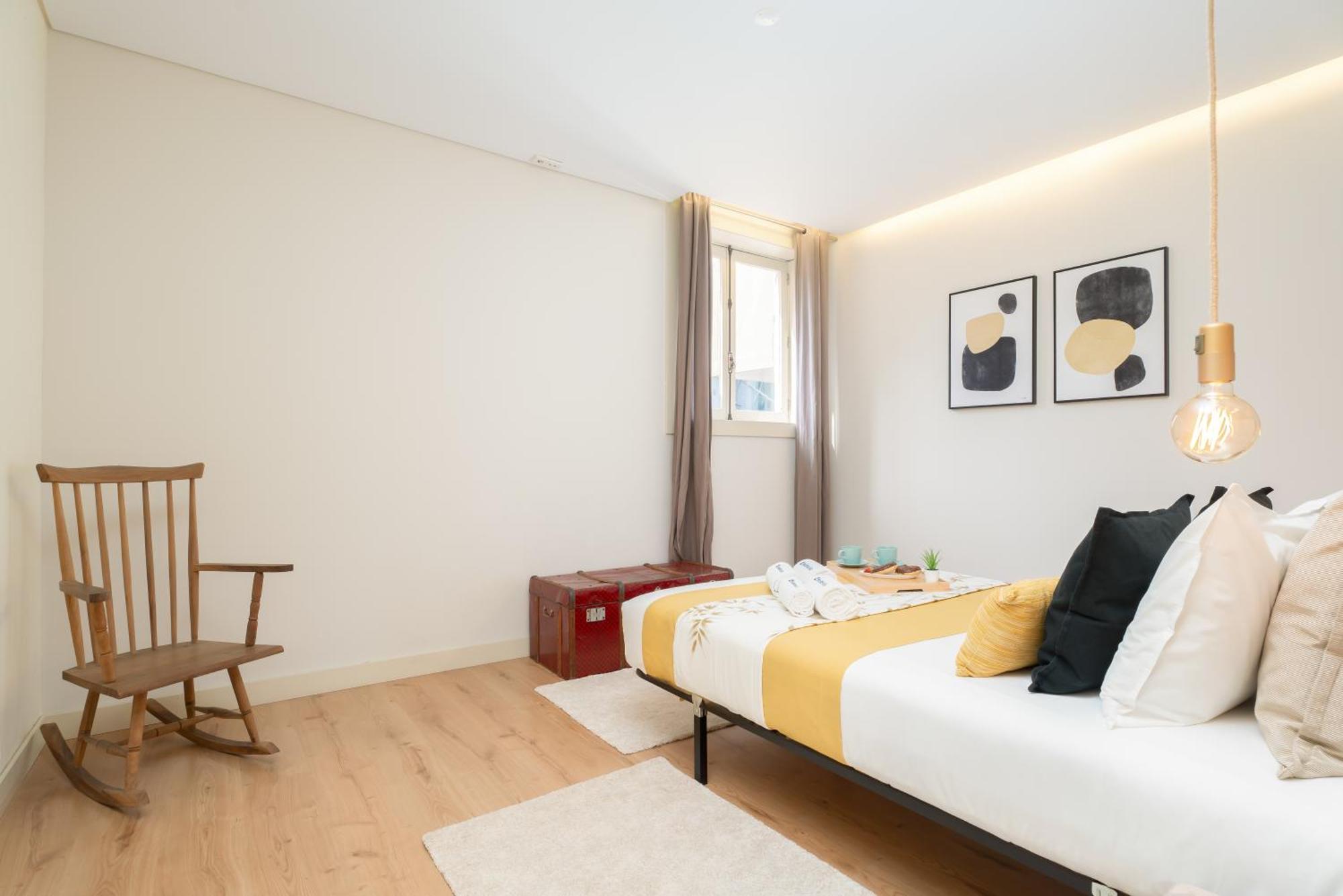 Host Wise - Colorful Bright Flat With Balcony Leilighet Porto Rom bilde