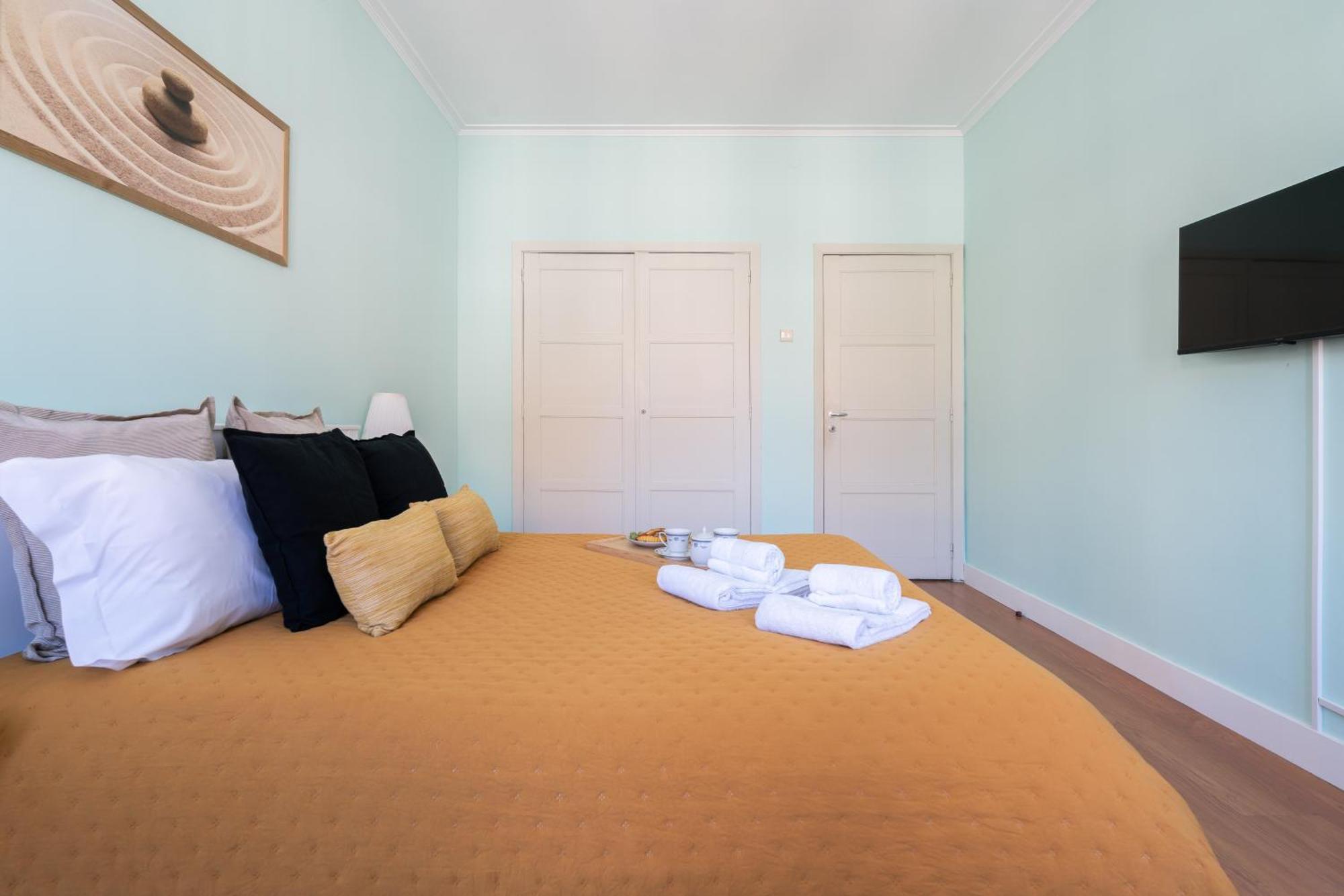 Host Wise - Colorful Bright Flat With Balcony Leilighet Porto Rom bilde