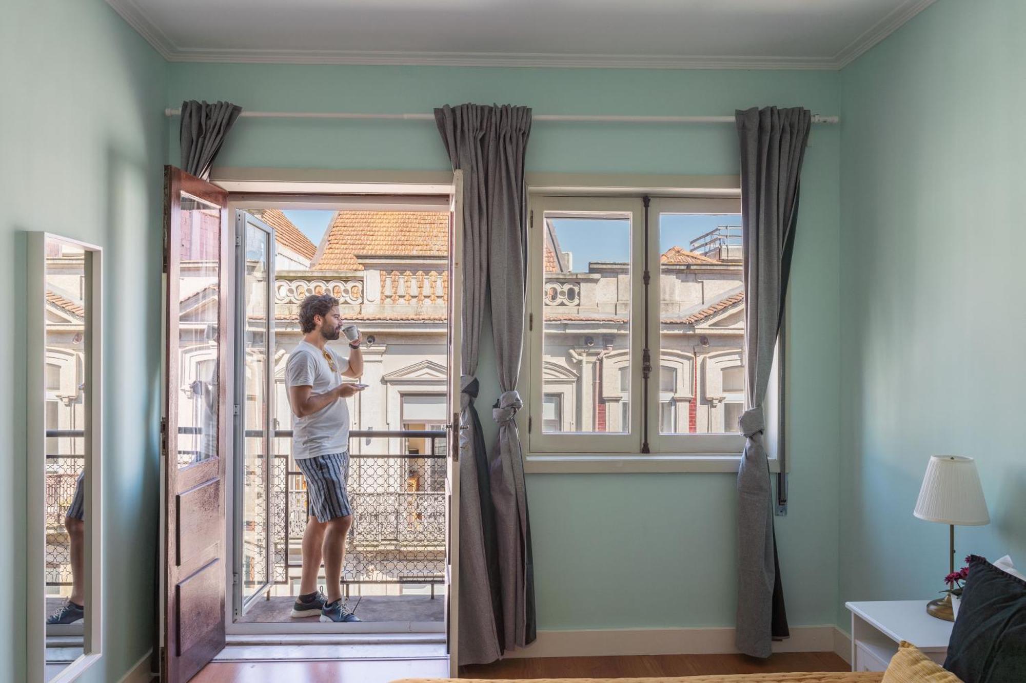 Host Wise - Colorful Bright Flat With Balcony Leilighet Porto Eksteriør bilde