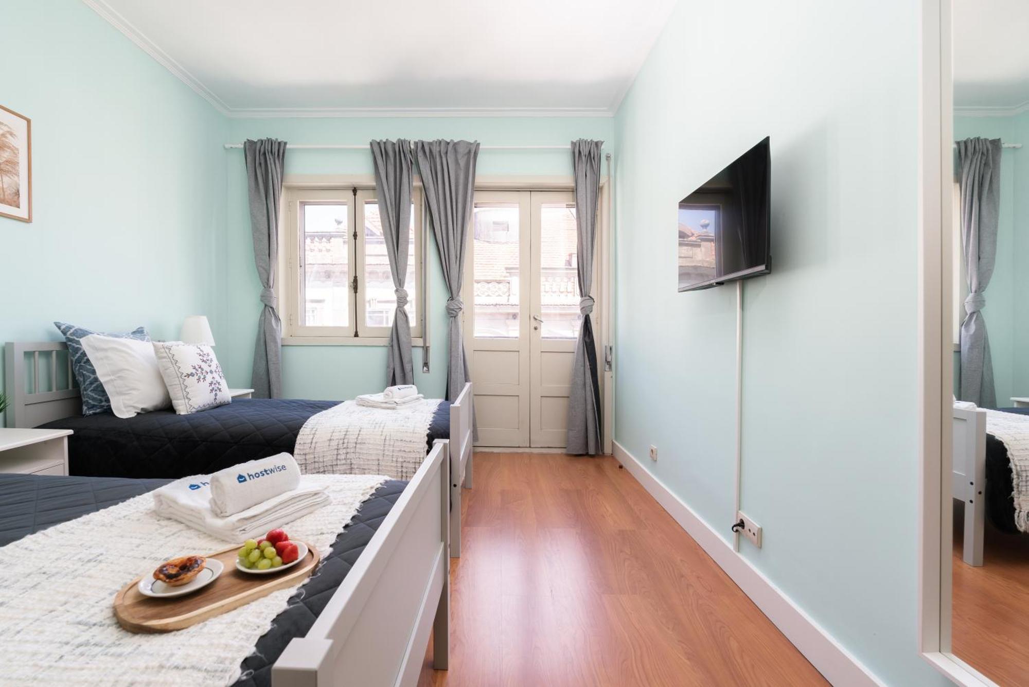 Host Wise - Colorful Bright Flat With Balcony Leilighet Porto Rom bilde